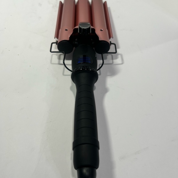 Digital Pink Curling Iron - Picture 4 of 6
